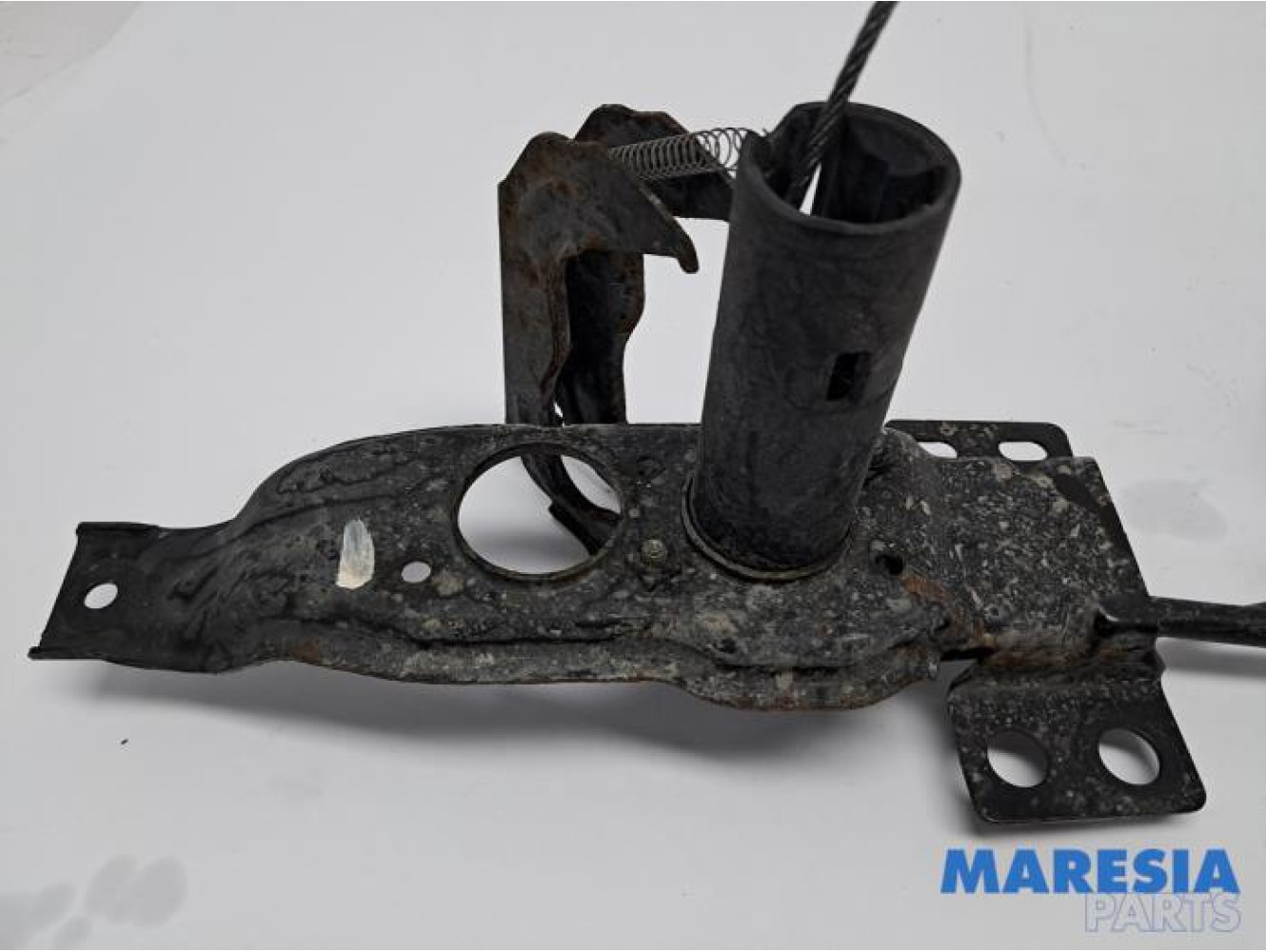 Renault - Master - Aufhängemechanik Reserverad