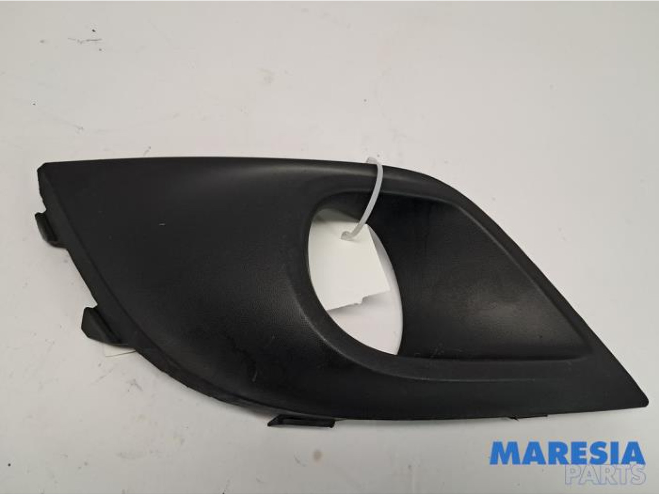 Renault - Clio - Afdekplaat mistlamp links