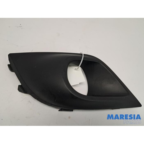 Renault - Clio - Afdekplaat mistlamp links