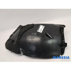 Renault - Clio - Wheel arch liner