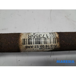 Renault - Clio - Front drive shaft, left