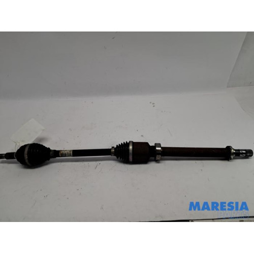 Renault - Clio - Front drive shaft, right