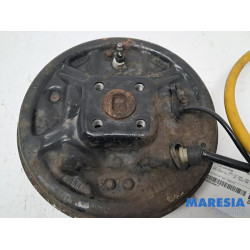Renault - Clio - Rear brake drum