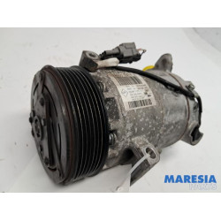 Renault - Clio - Air conditioning pump