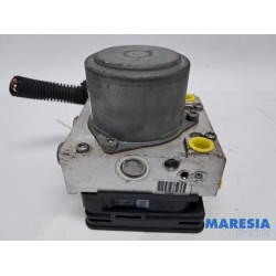 Fiat - 500L - ABS pump