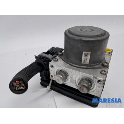 Fiat - 500L - ABS pump