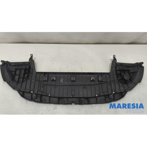 Peugeot - 5008 - Bumper bottom