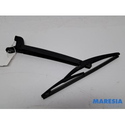 Fiat - 500L - Rear wiper arm