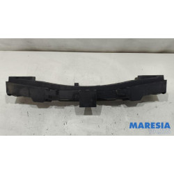 Renault - Clio - Rear bumper frame