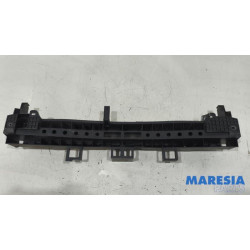 Renault - Clio - Rear bumper frame