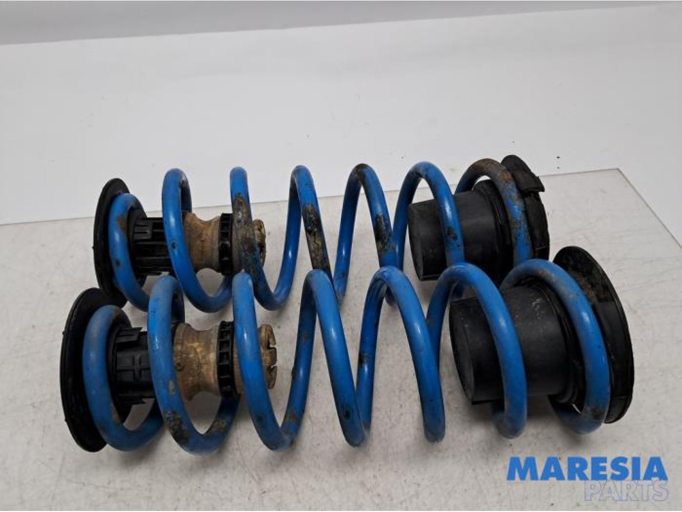 Peugeot - Partner - Rear coil spring