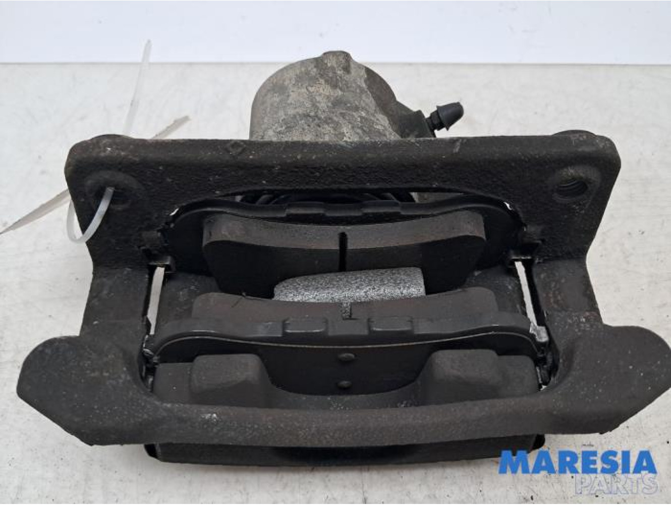 Peugeot - Partner - Front brake calliper, right