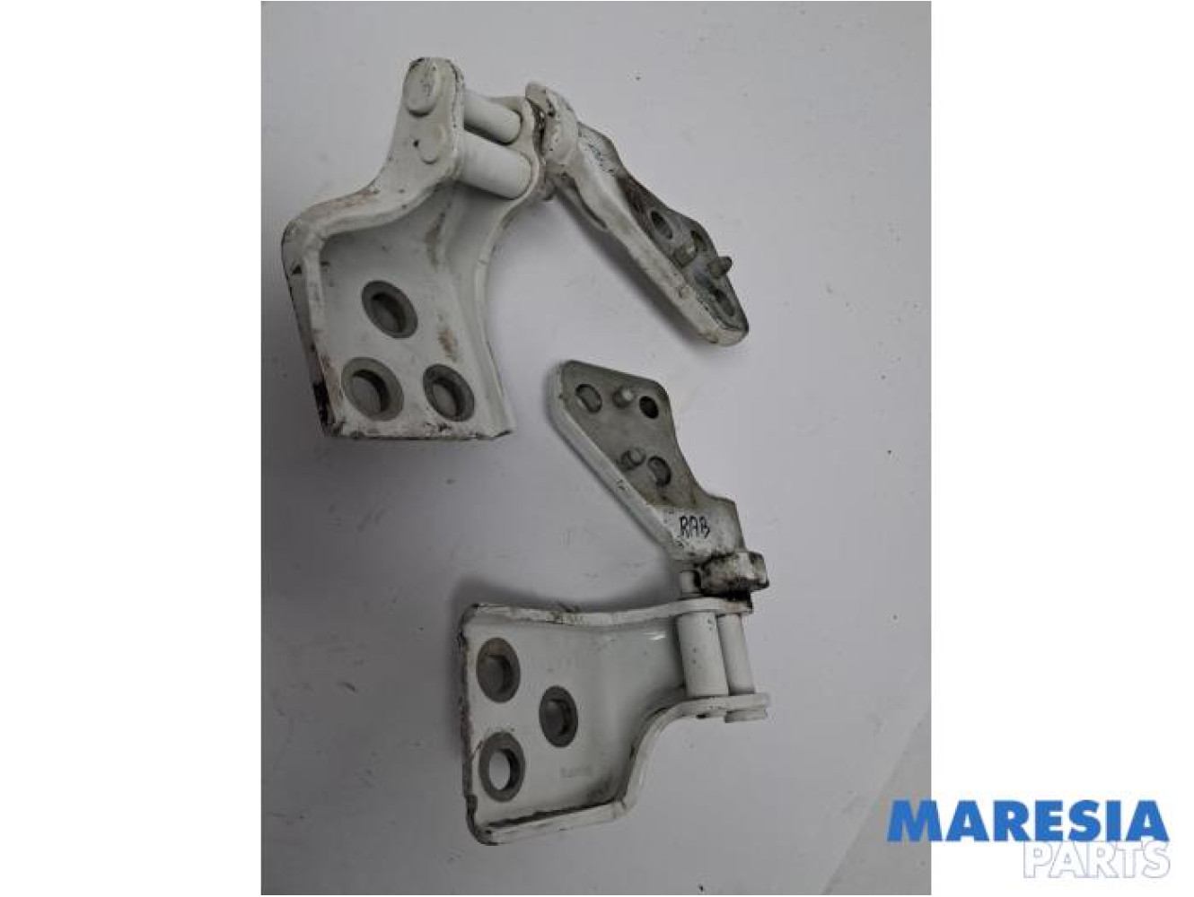 Peugeot - Partner - Rear door hinge, right