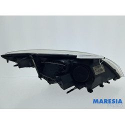 Renault - Megane - Headlight, left