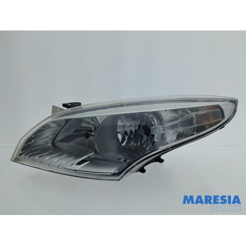 Renault - Megane - Headlight, left