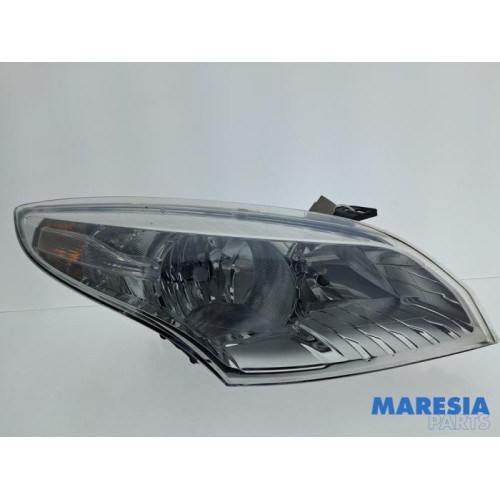 Renault - Megane - Koplamp rechts