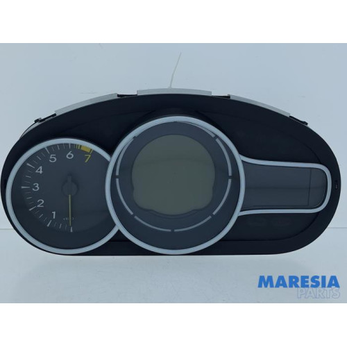 Renault - Megane - Instrumentenbrett
