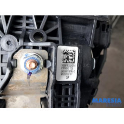 Renault - Megane - Airbag links (Stuur)