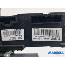 Renault - Megane - Fenstermechanik 4-türig links vorne