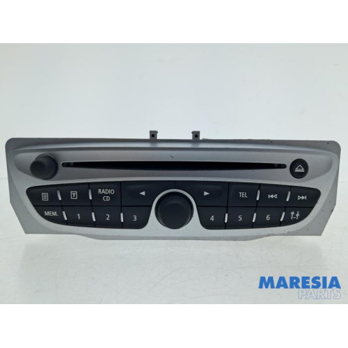 Renault - Megane - Radio CD Speler