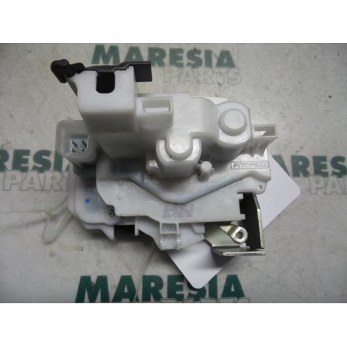 Fiat - Doblo - Door lock mechanism 2-door, right