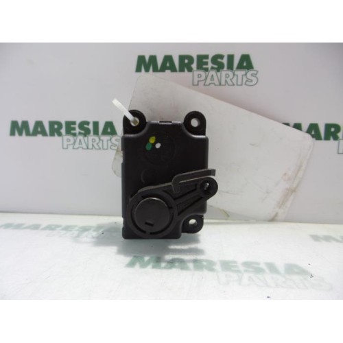 Renault - Clio - Heater valve motor