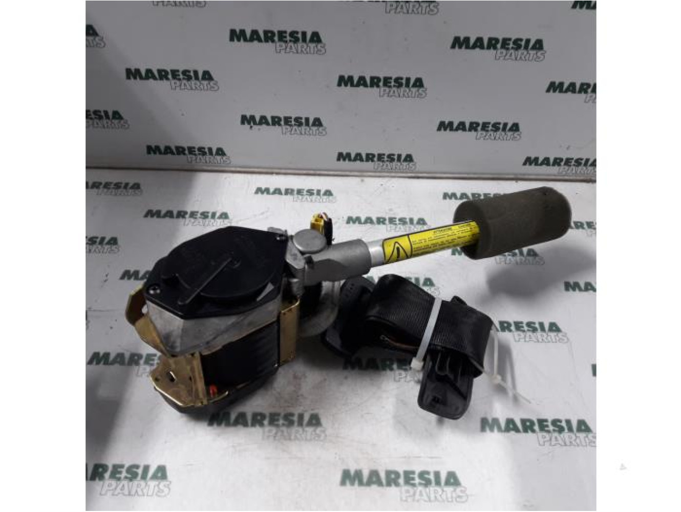 Alfa Romeo - 156 - Front seatbelt, right