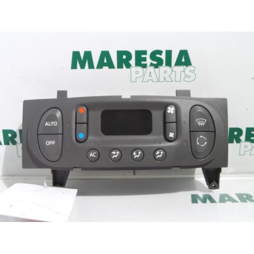Renault - Megane Scenic - Heater control panel