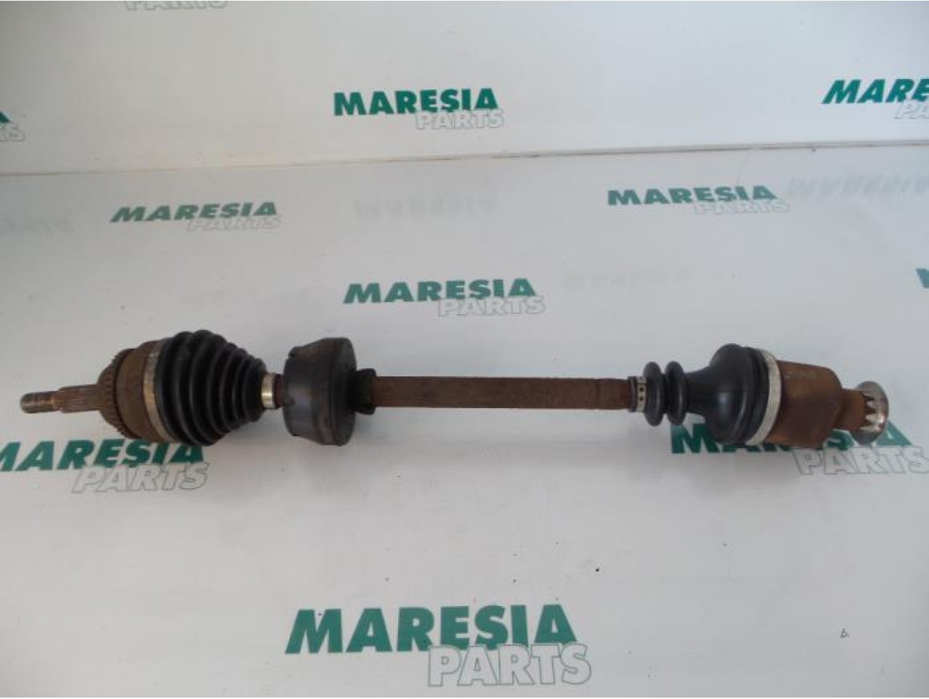 Renault - Megane Scenic - Aandrijfas rechts-voor