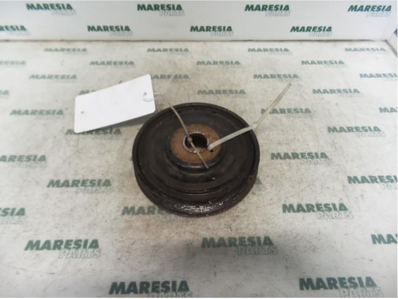 Renault - Megane Scenic - Crankshaft pulley