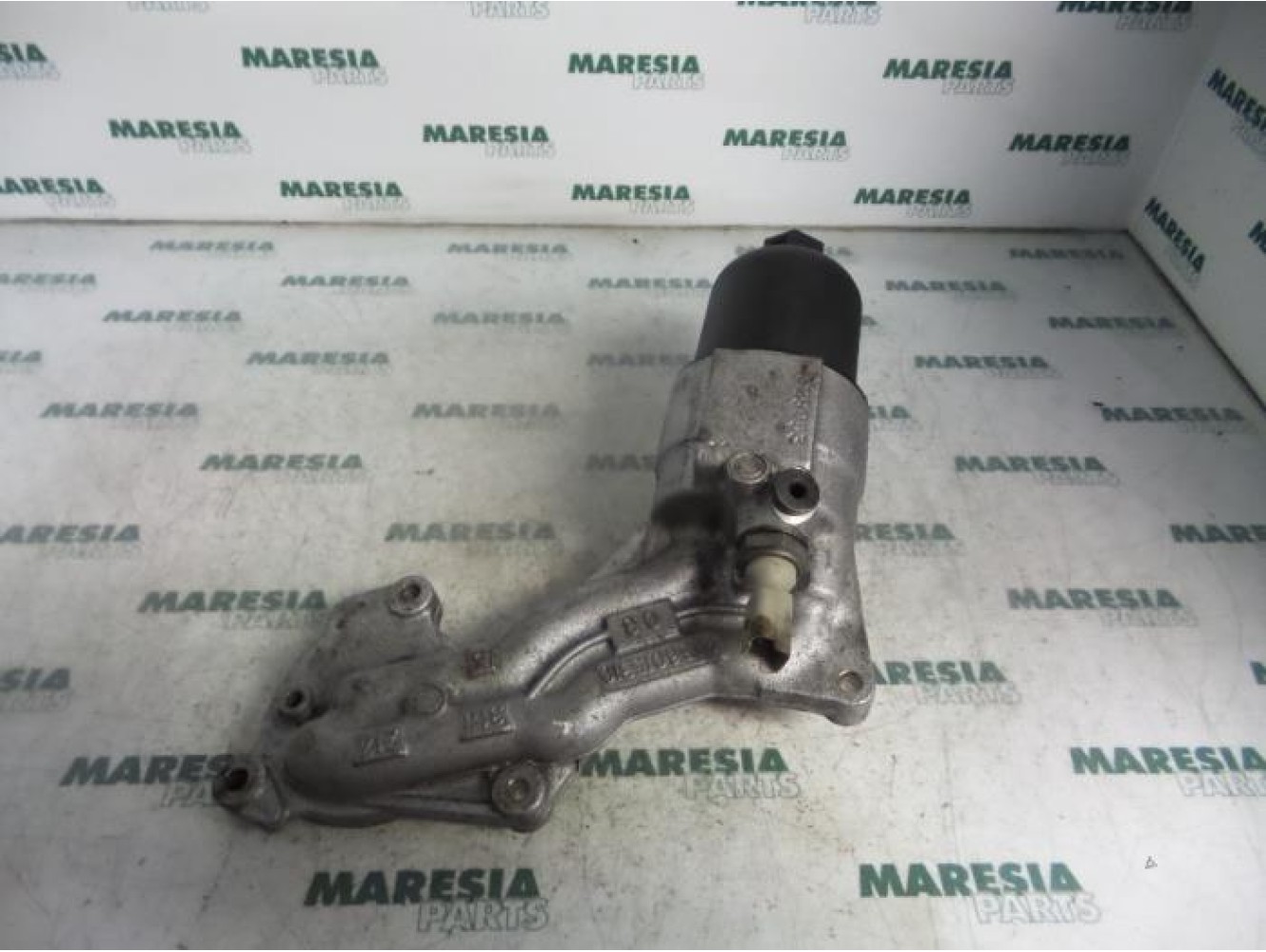Citroen - C2 - Oil filter holder