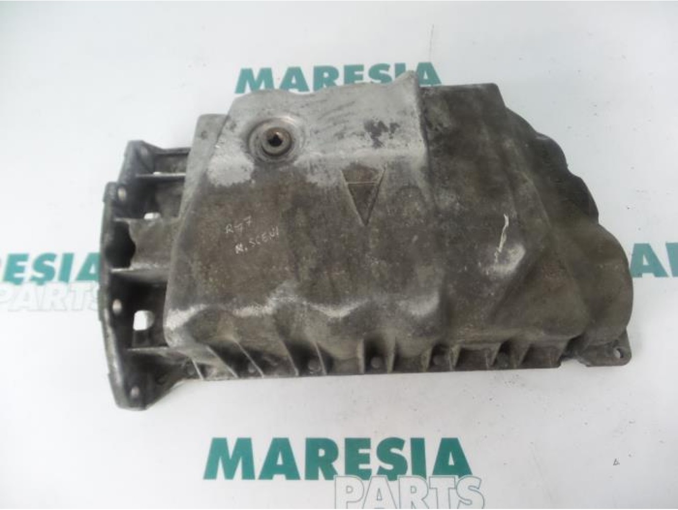 Renault - Megane Scenic - Sump