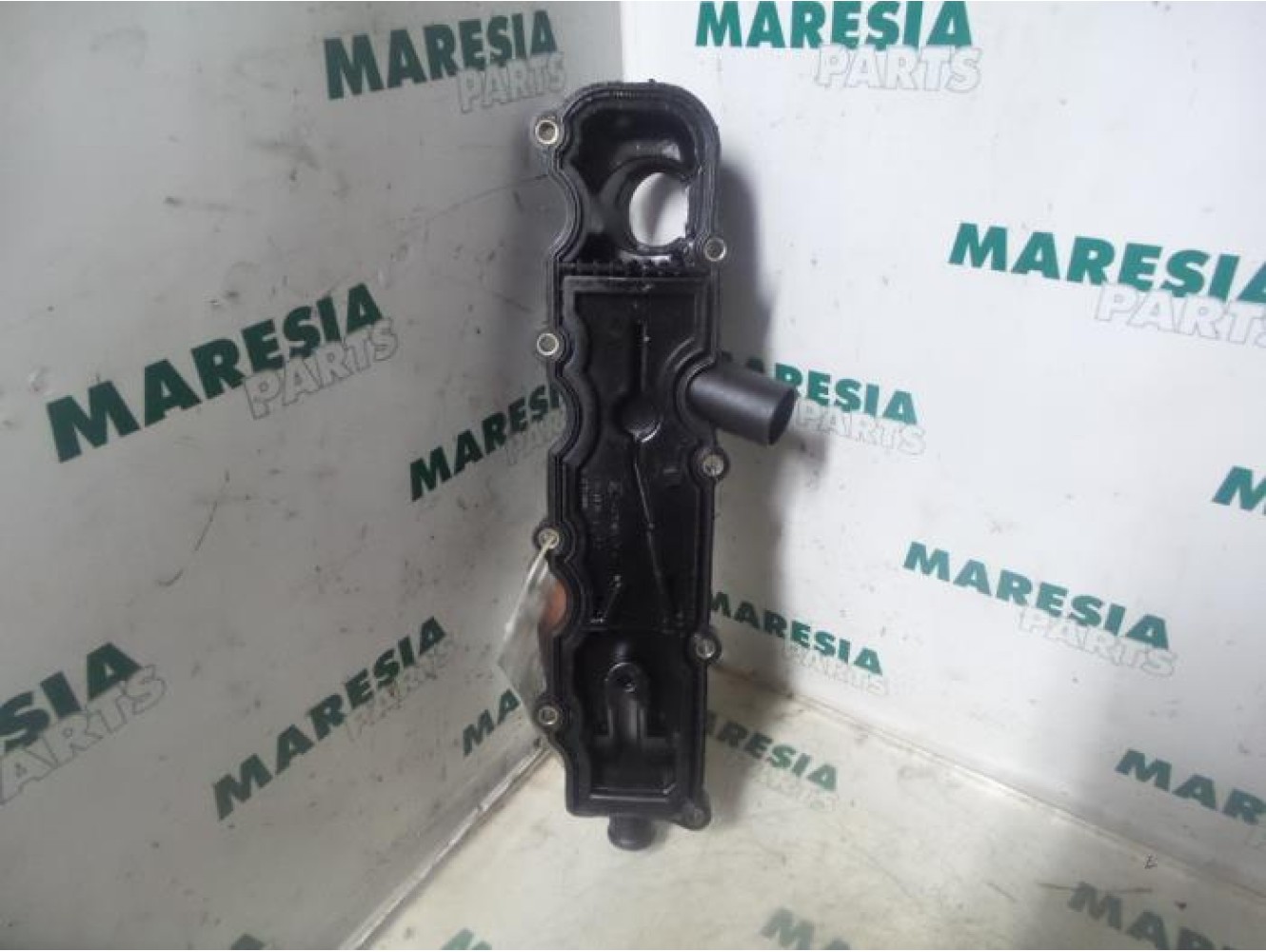 Peugeot - Partner - Rocker cover