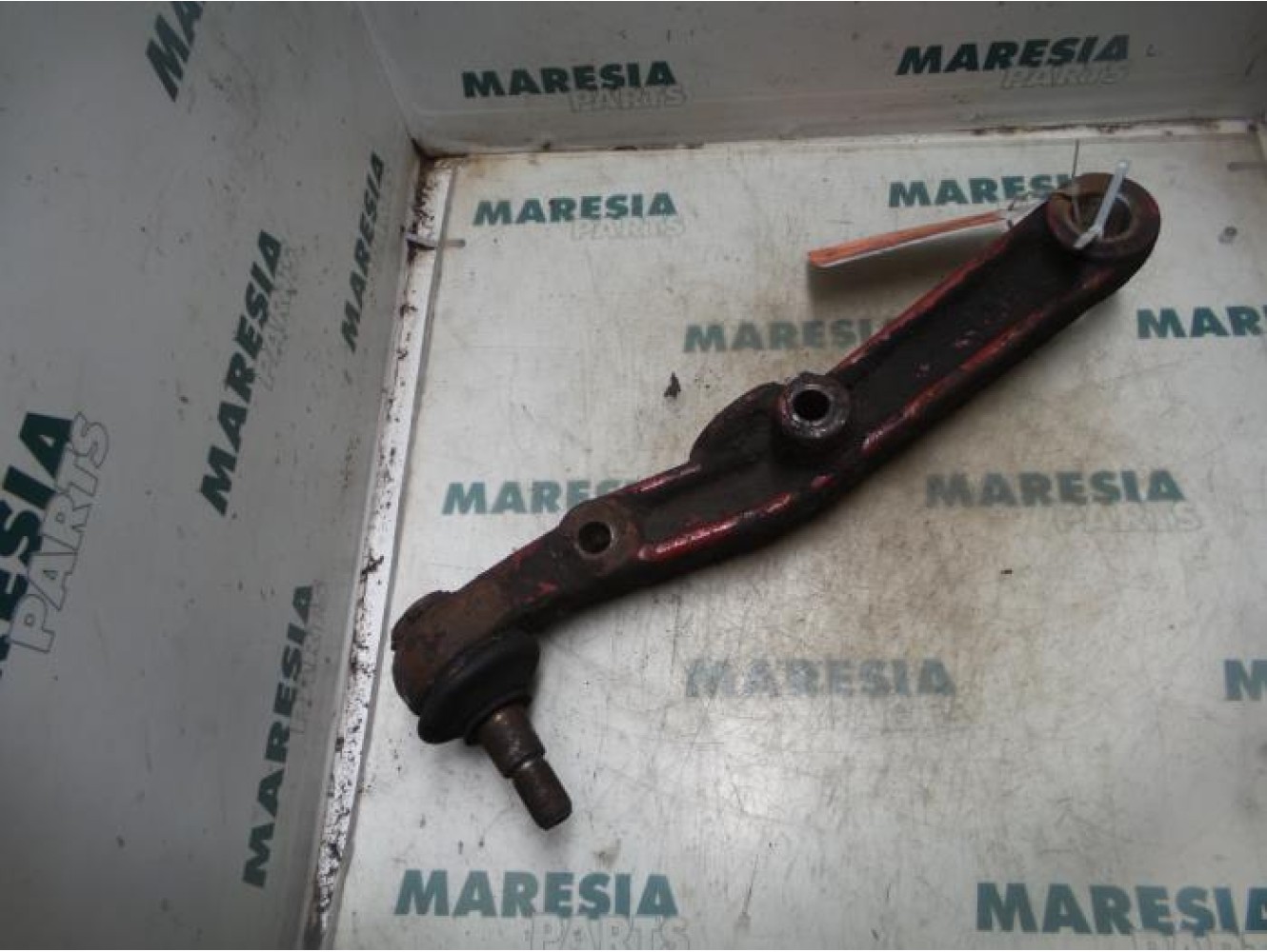 Iveco - Daily - Front lower wishbone, right