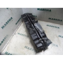 Peugeot - 206 - Rocker cover