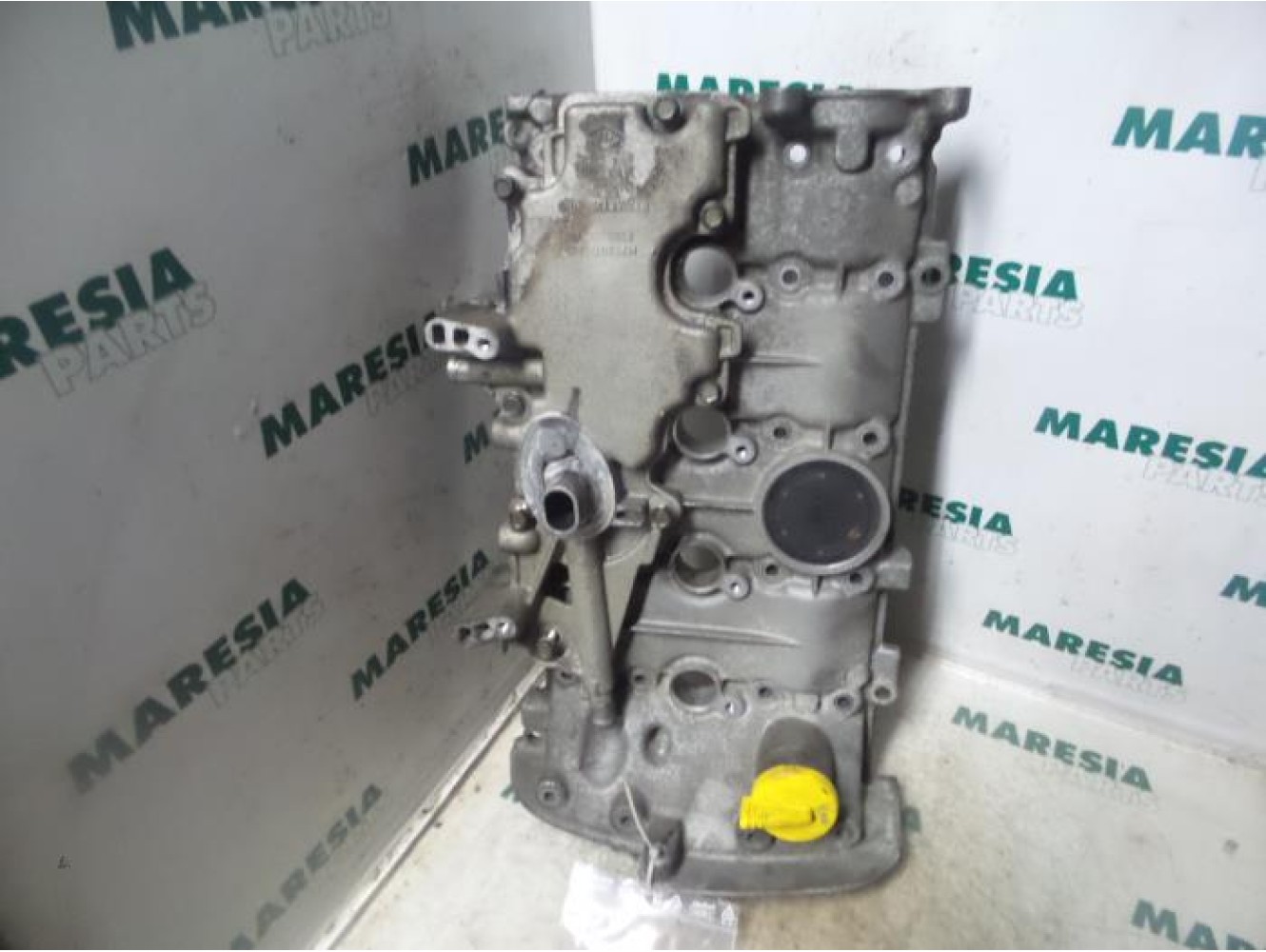 Renault - Clio - Rocker cover