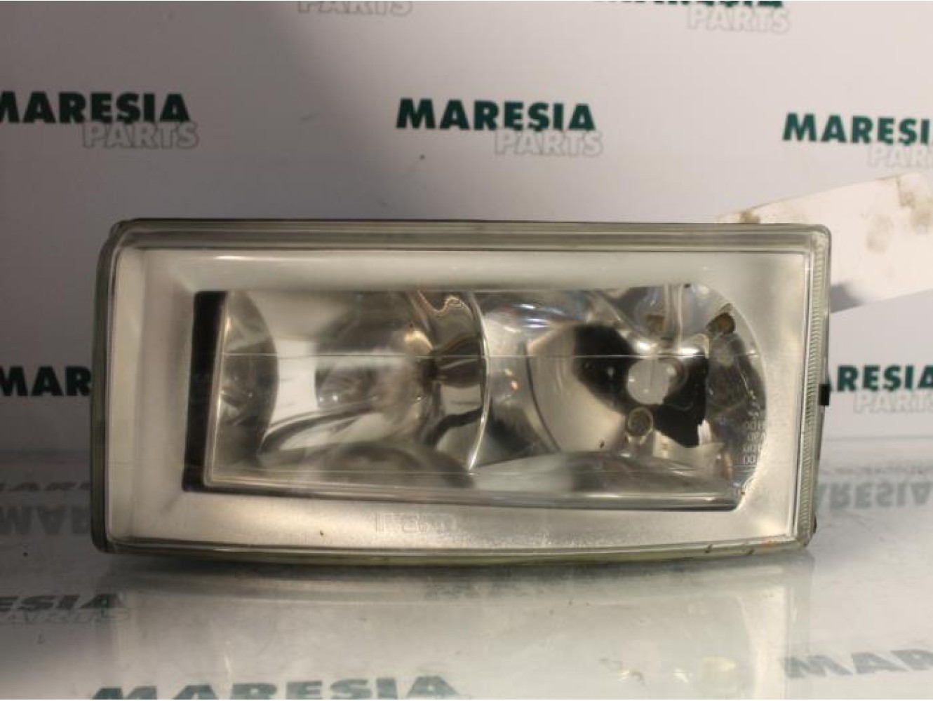 Iveco - Daily - Koplamp links