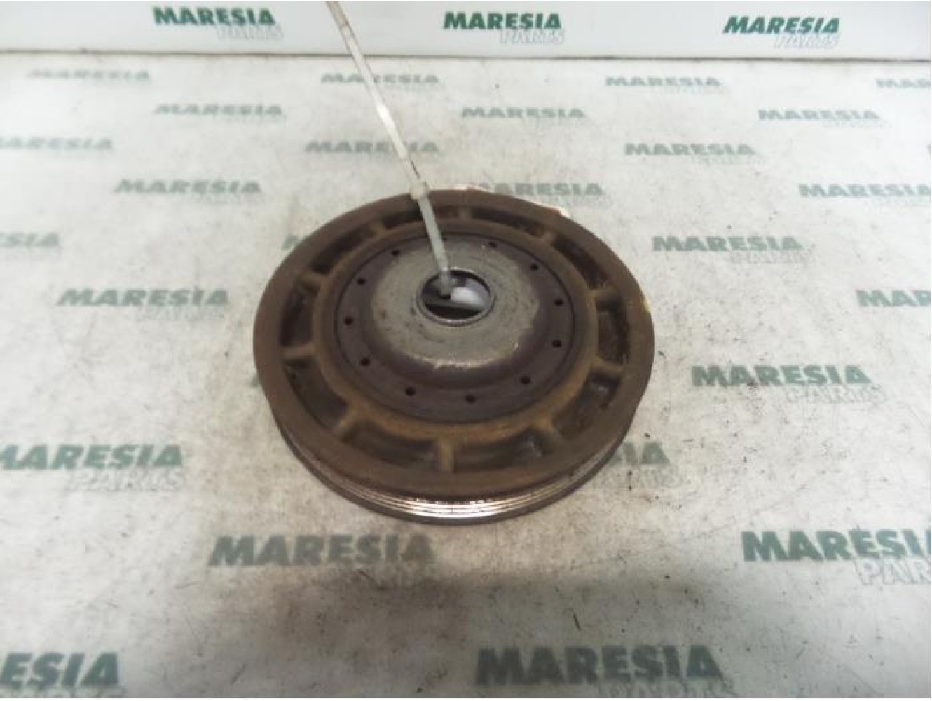 Renault - Kangoo - Crankshaft pulley