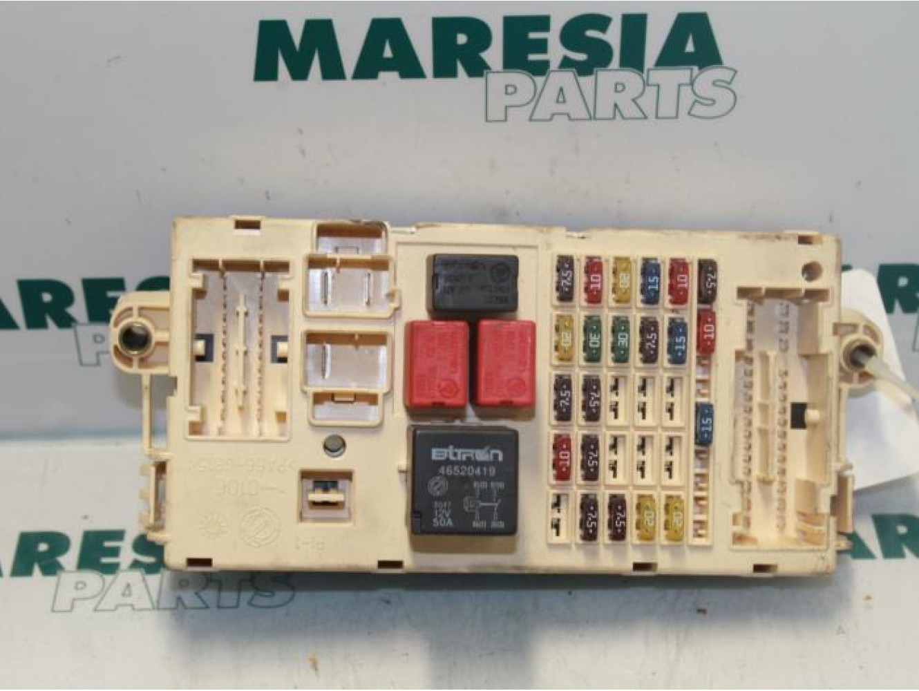 Alfa Romeo - 147 - Fuse box