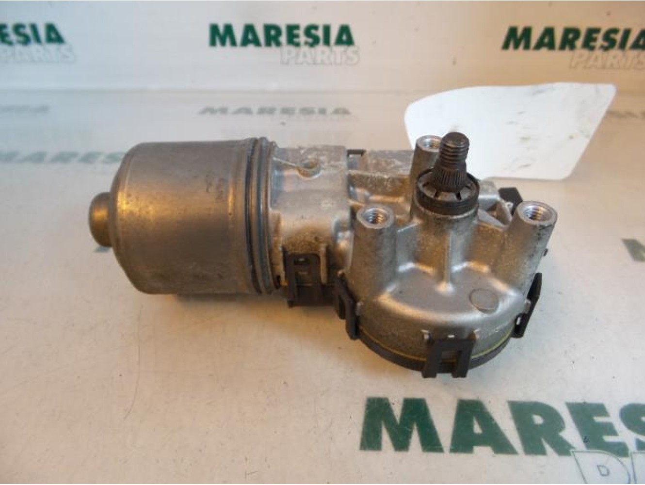 Peugeot - 206 - Front wiper motor