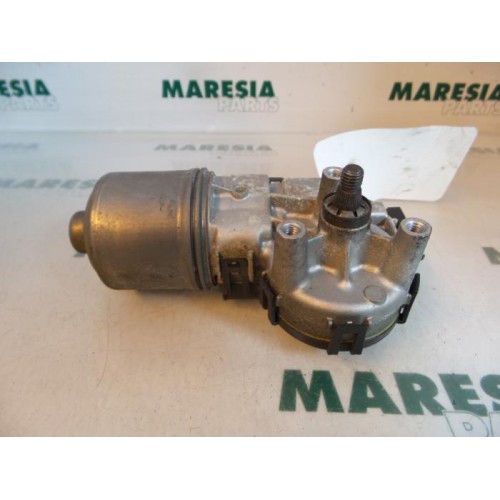 Peugeot - 206 - Front wiper motor