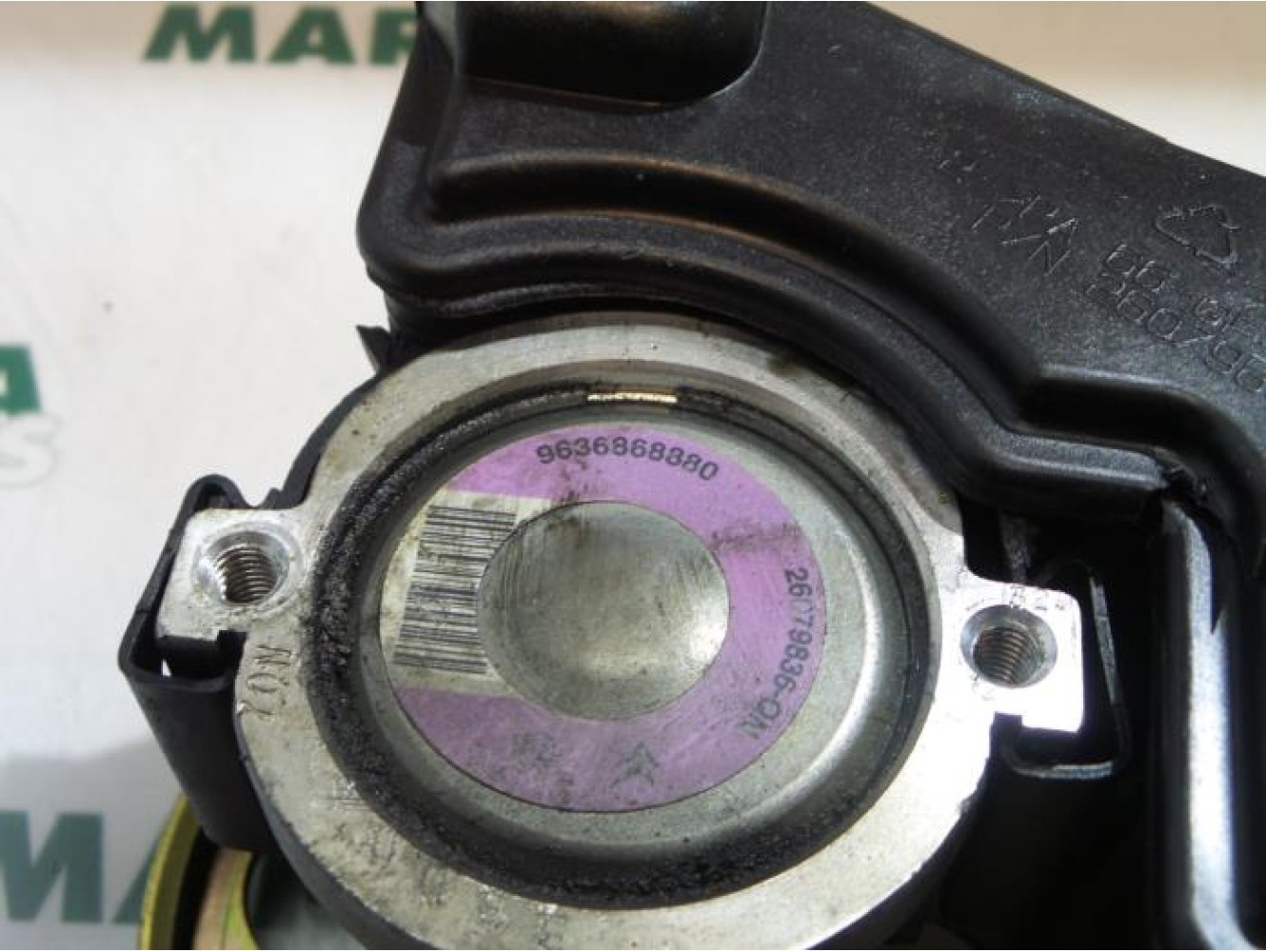 Peugeot - 206 - Power steering pump