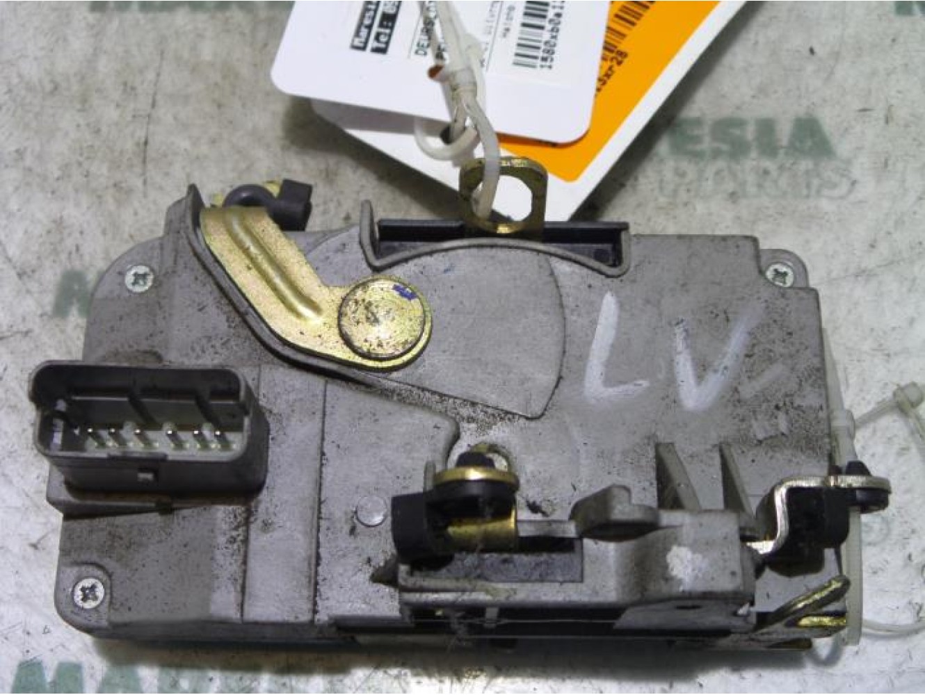 Peugeot - 206 - Door lock mechanism 4-door, front left
