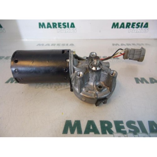 Renault - Megane Scenic - Front wiper motor