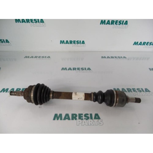 Peugeot - 307 - Aandrijfas links-voor