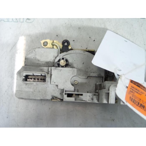 Peugeot - 307 - Door lock mechanism 4-door, front left