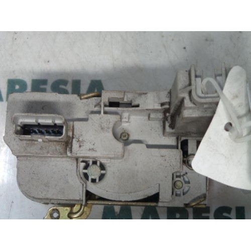 Peugeot - 307 - Front door lock mechanism 4-door, right