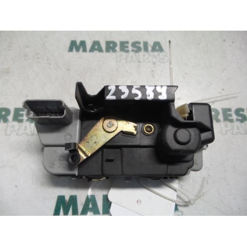 Citroen - C5 - Rear door mechanism 4-door, right