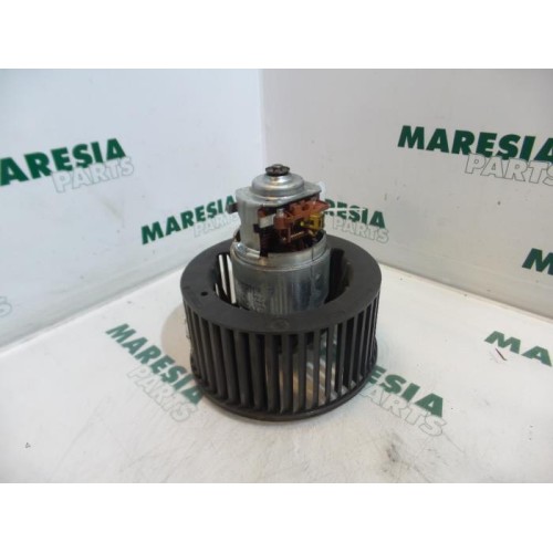 Renault - Clio - Heating and ventilation fan motor