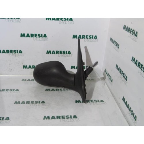 Renault - Clio - Wing mirror, right
